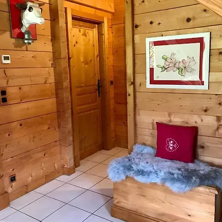 Beautiful Chalet Vacheresse